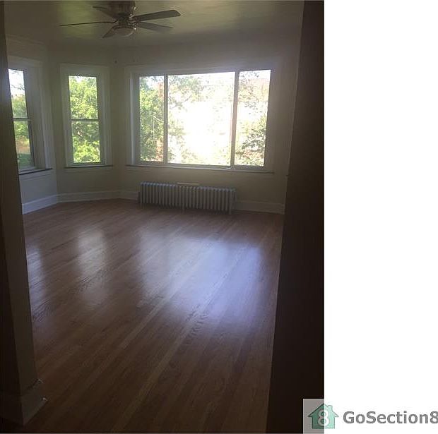 1st image of 8053 S Vernon Ave APT 3