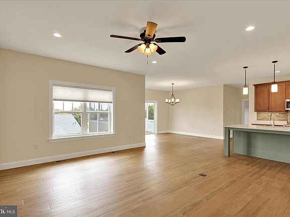 4th image of 606 Lilliana Dr #L-0103