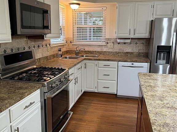 5th image of 6884 China Lake Dr