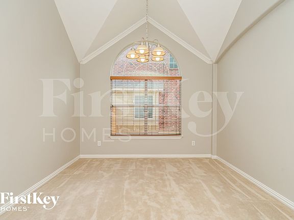 3rd image of 4301 Palmer Dr