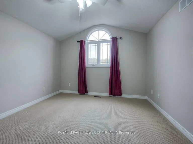 308 Pineland Pl — Photo 7