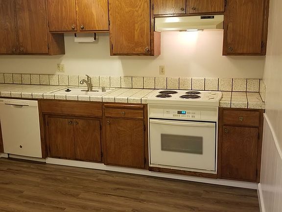 3rd image of 678 Rebecca Way APT 3