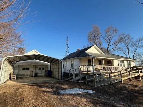 5106 N Cunningham Ave, Urbana, IL 61802