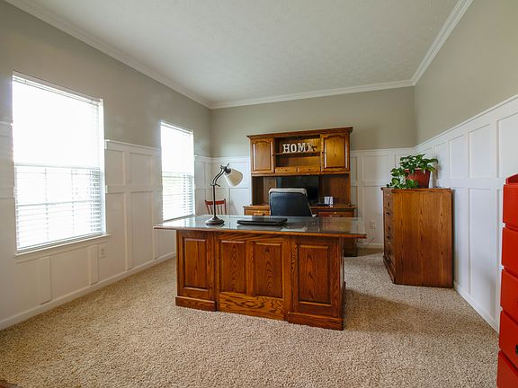 4th image of 3082 Abbey Knoll Dr