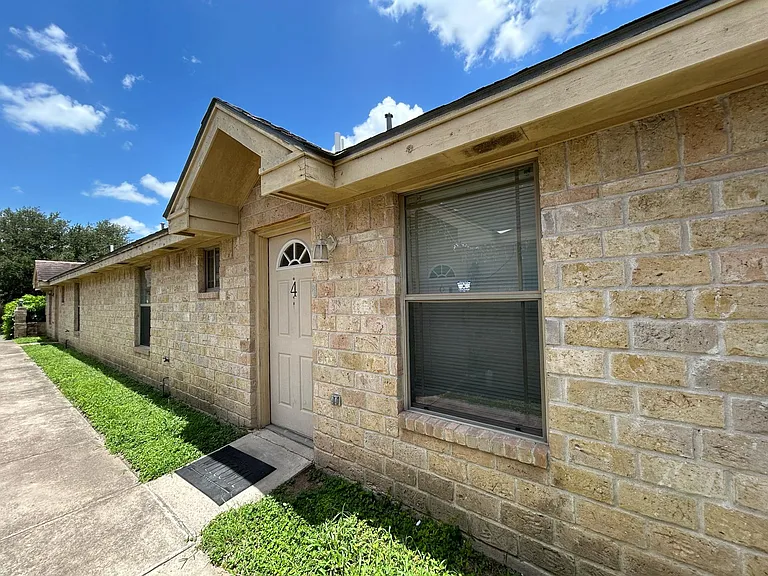 1205 S Palm Dr #3 — Photo 8