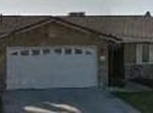 835 Sunset Meadow Ln, Bakersfield, CA 93308
