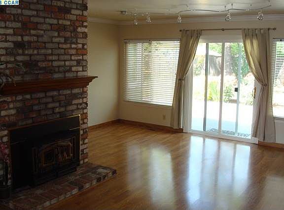 5th image of 570 Malbec Ct