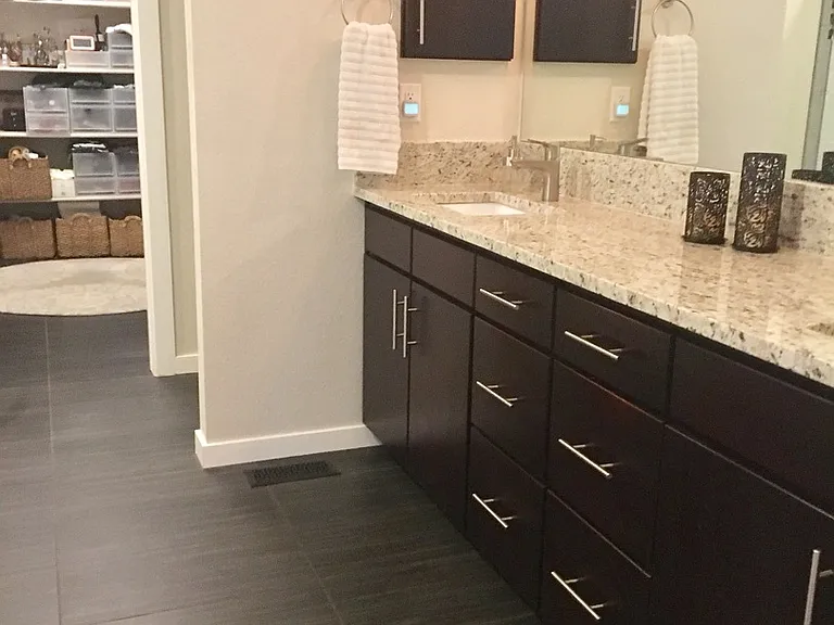 2381 Hecla Dr — Photo 11