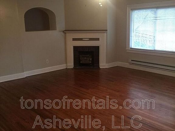 3rd image of 1 Gables Pl