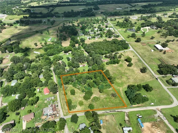 Choctaw Ave, Howe, OK 74940