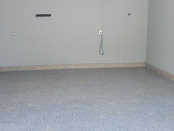 5th image of 8722 Glasgow Ln