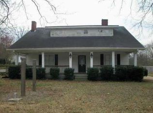 381 Harbins Rd, Dacula, GA 30019