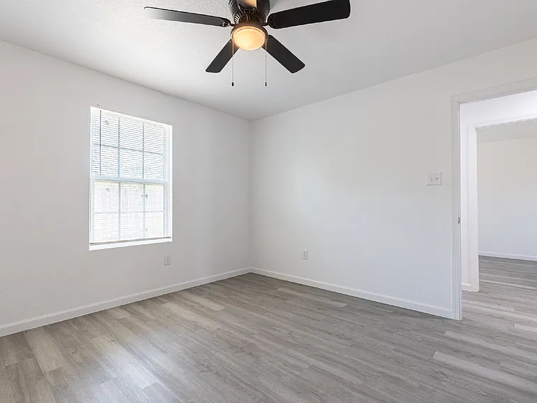 1006 County Road 4516 — Photo 20