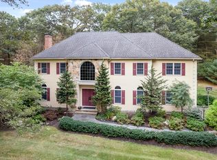 62 Walpole St, Dover, MA 02030