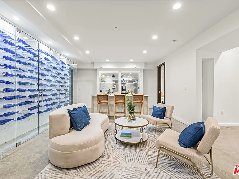 1847 Coldwater Canyon Dr — Photo 16