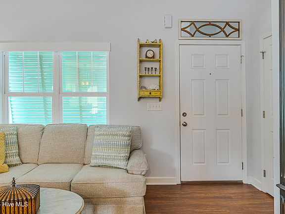 5th image of 303 W Oak Island Drive