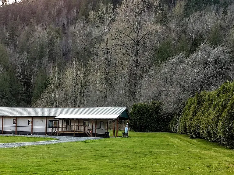 5610 Mount Baker Hwy — Photo 15