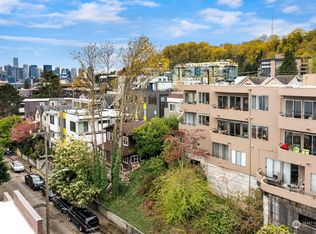 2134 Waverly Pl N APT 302, Seattle, WA 98109