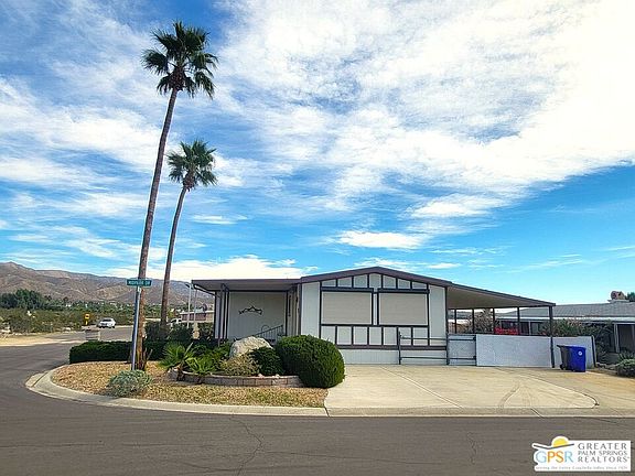 2nd image of 69601 Country Club Dr