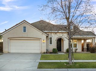 1911 Slingshot Dr, Plumas Lake, CA 95961