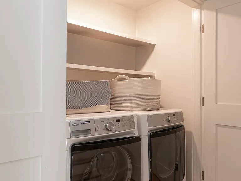 36 Laurel St #1 — Photo 25