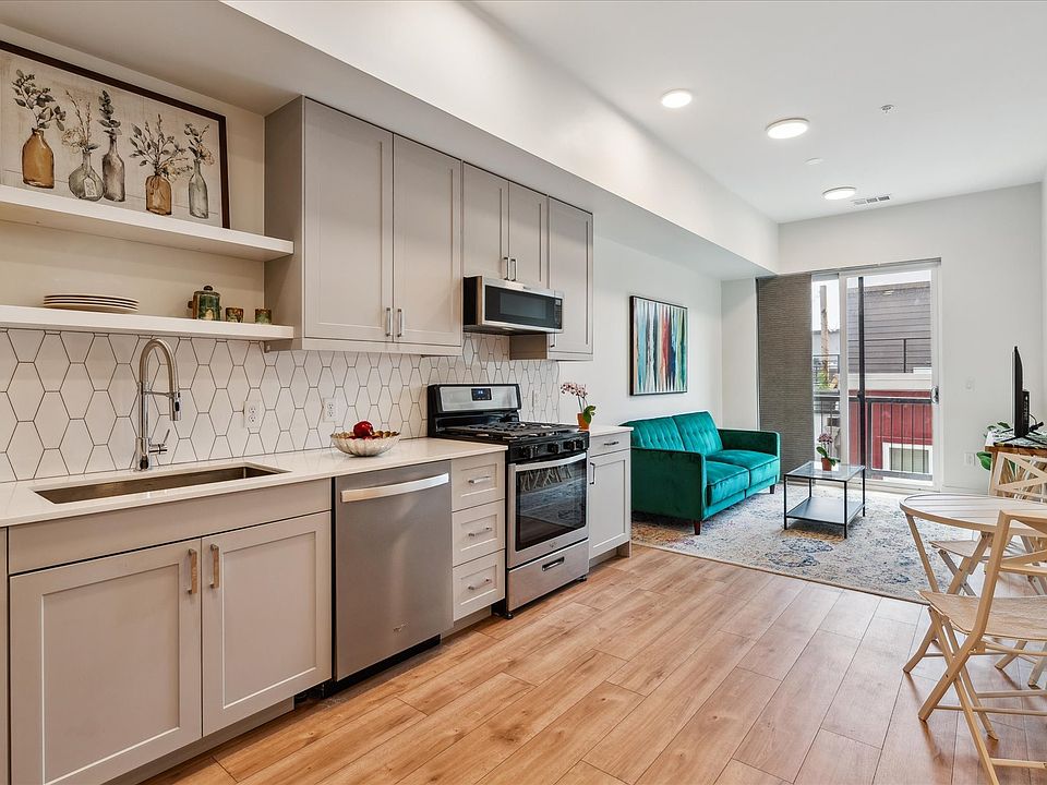 Kitchen/living
