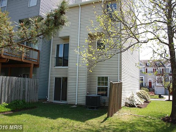 2nd image of 7846 Somerset Ct