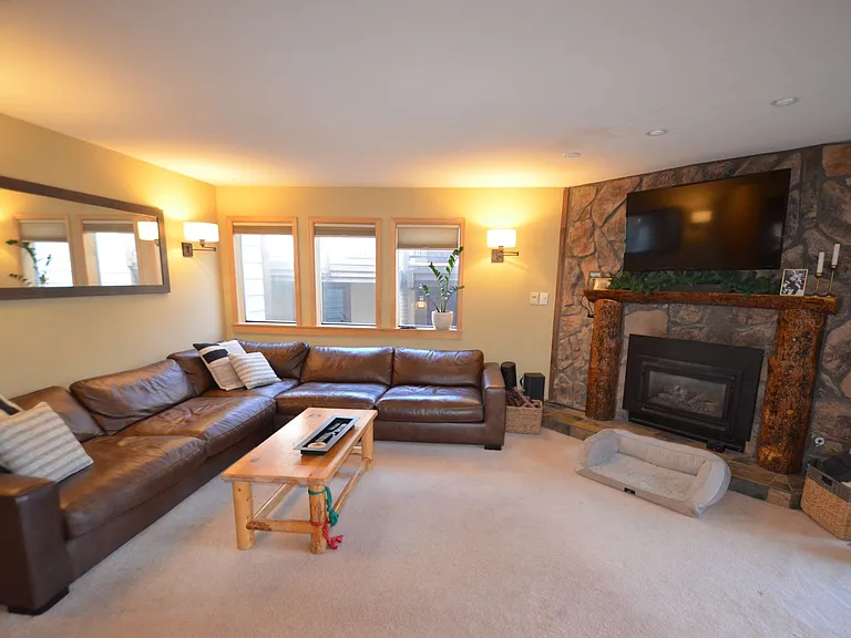 325-4 Oclock Rd #C-201 — Photo 20