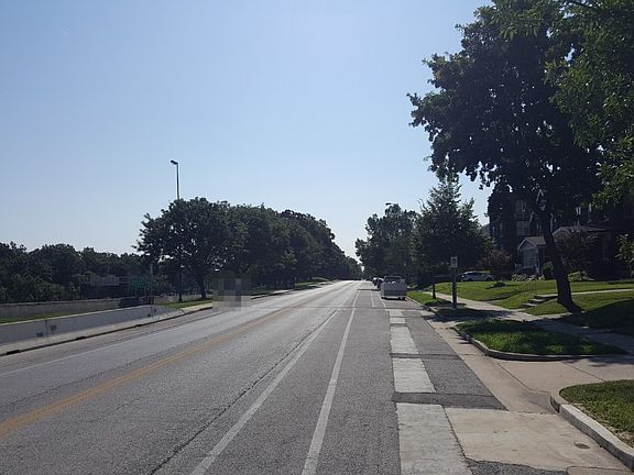 4th image of 6678 Oakland Ave