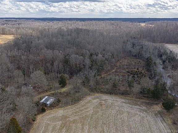 4th image of 3990 Walker Ln SE