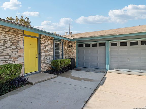 3rd image of 4418 EL SIMPATICO ST