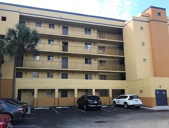 2nd image of 14961 SW 82nd Ln #21405