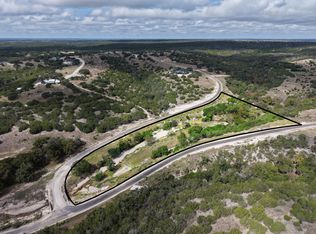 550 S Shapen Springs Rd #27, Kerrville, TX 78028