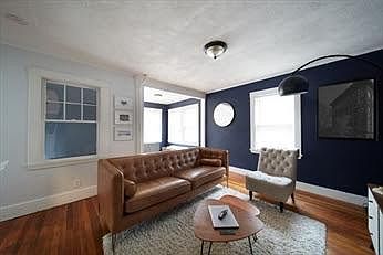 4th image of 18 Sachem St #1