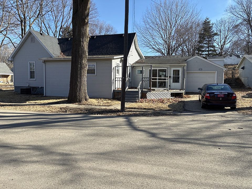1st image of 804 Monroe Ave