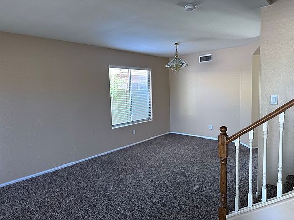 4th image of 687 E Beargrass Pl