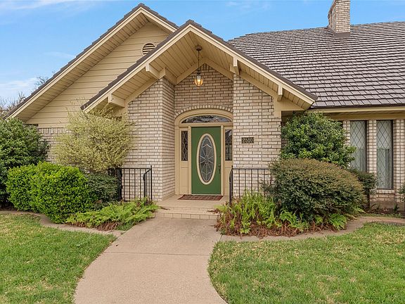 2nd image of 2510 Oak Rdg