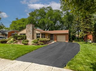 415 E Atwater Ave, Elmhurst, IL 60126