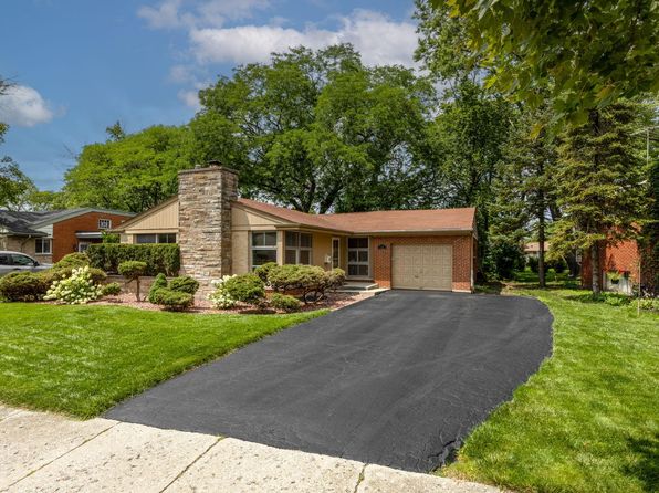 413 E Atwater Ave, Elmhurst, IL