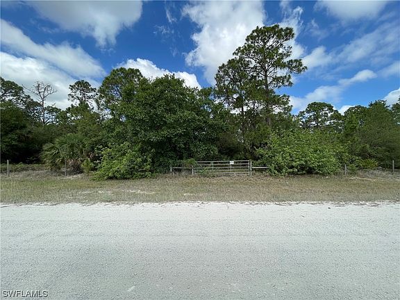 3rd image of 3100 Pioneer 15th St
