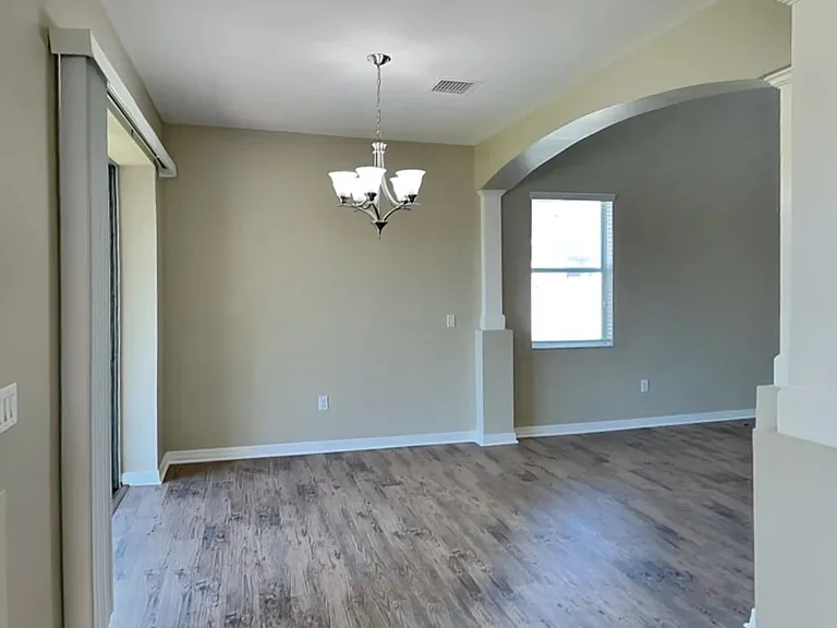 7610 Forest Mere Dr — Photo 2