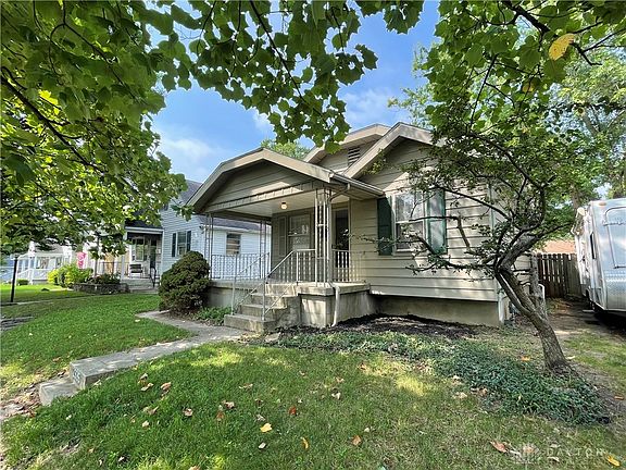 3rd image of 2335 Mundale Ave