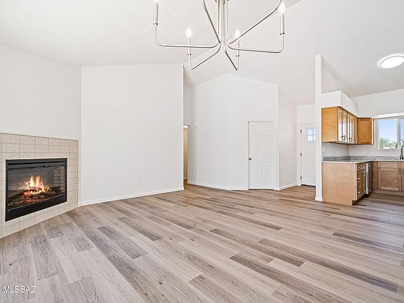 5th image of 7112 S Haskins Dr