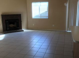 2329 N 10th Ave, Hanford, CA