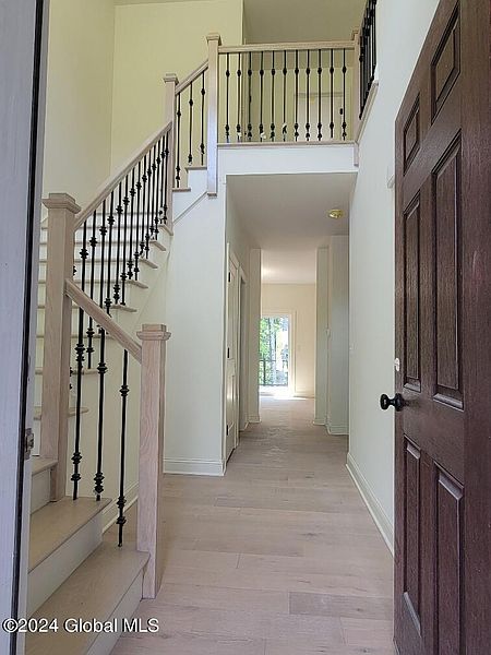 4th image of 30 Hill Crest Lane #9