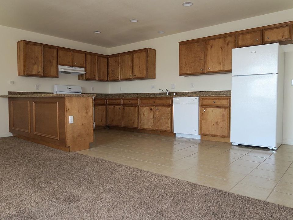 1st image of 2413 Tremont Ave #C4