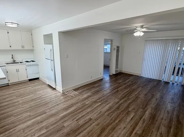 The Grove at Oak Grove, 1239 Oak Grove Ave APT 213, Burlingame, CA 94010