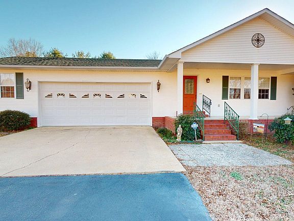 2nd image of 1017 Eastwood Dr