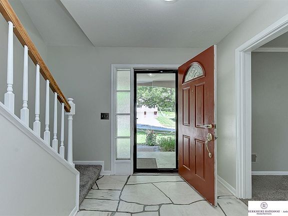 3rd image of 236 N 118th St
