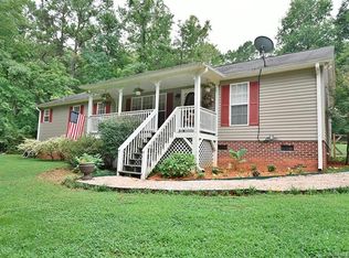 3265 Broadhurst Ln, Clover, SC 29710